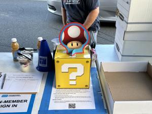 Block-heads-support-the-WGA-at-Nintendo -Day.jpg